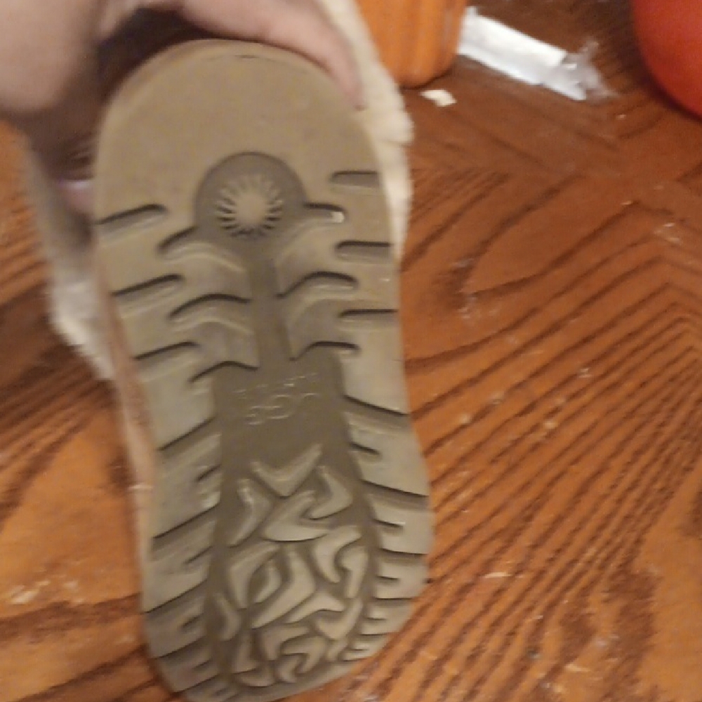 Brown and Cream Shearling Boots - Picture 9 of 11